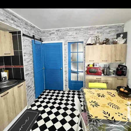 Soleil Bleu Apartment